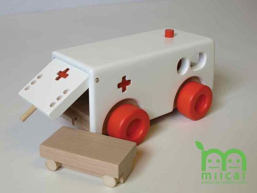 Milcar-ambulance-rear